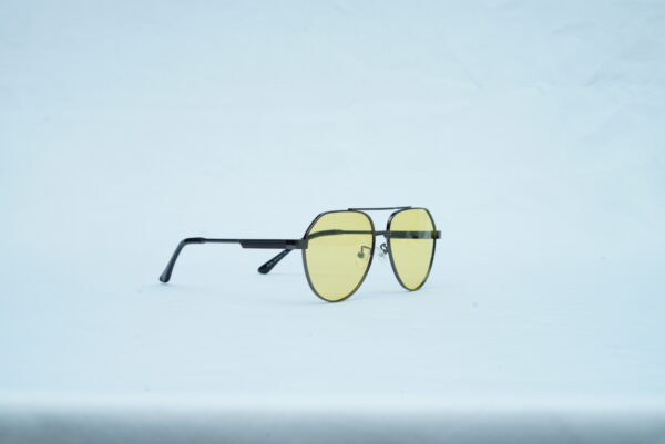 Gucci GG1677S Men's Pilot Aviator Sunglasses - Gold Frame with Yellow Lenses
