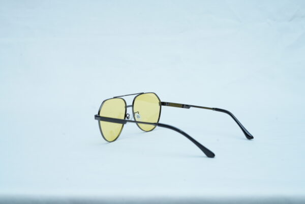 Gucci GG1677S Men's Pilot Aviator Sunglasses - Gold Frame with Yellow Lenses
