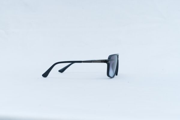 Gucci GG2052S Men's Navigator Recycled Acetate Sunglasses - Black