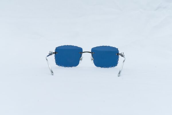 Cartier Luxury Men's Diamond Cut Sunglasses - Platinum Silver & Blue Shades
